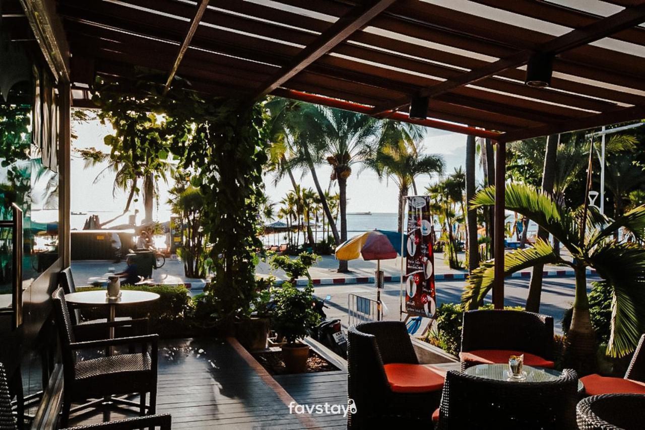 Twin Palms Suites And Residence Pattaya Exterior photo